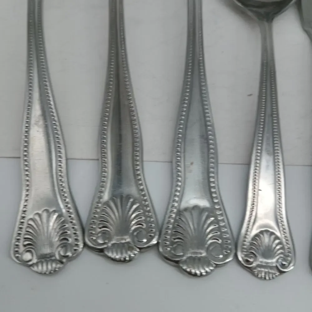 5X Serving TOWLE Supreme STUART SHELL Stainless Spoons Fork Spreader Sugar